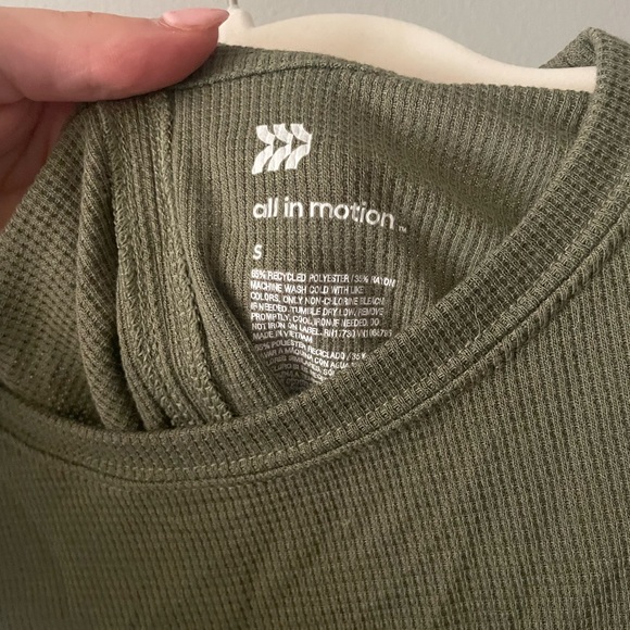 Green Active Tank - Picture 3 of 3